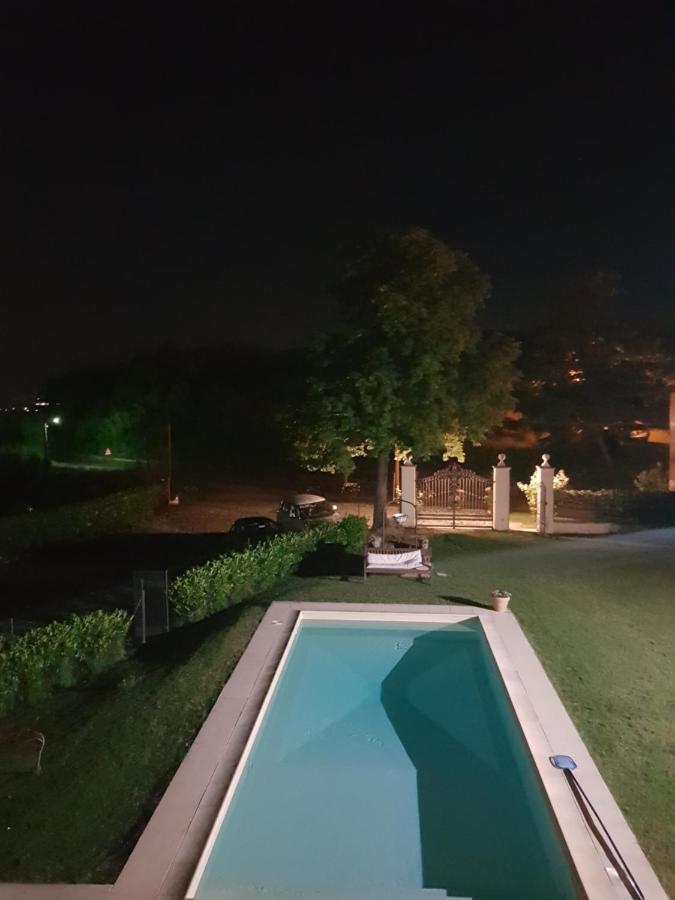 卢镇Il Ristoro住宿加早餐旅馆 外观 照片