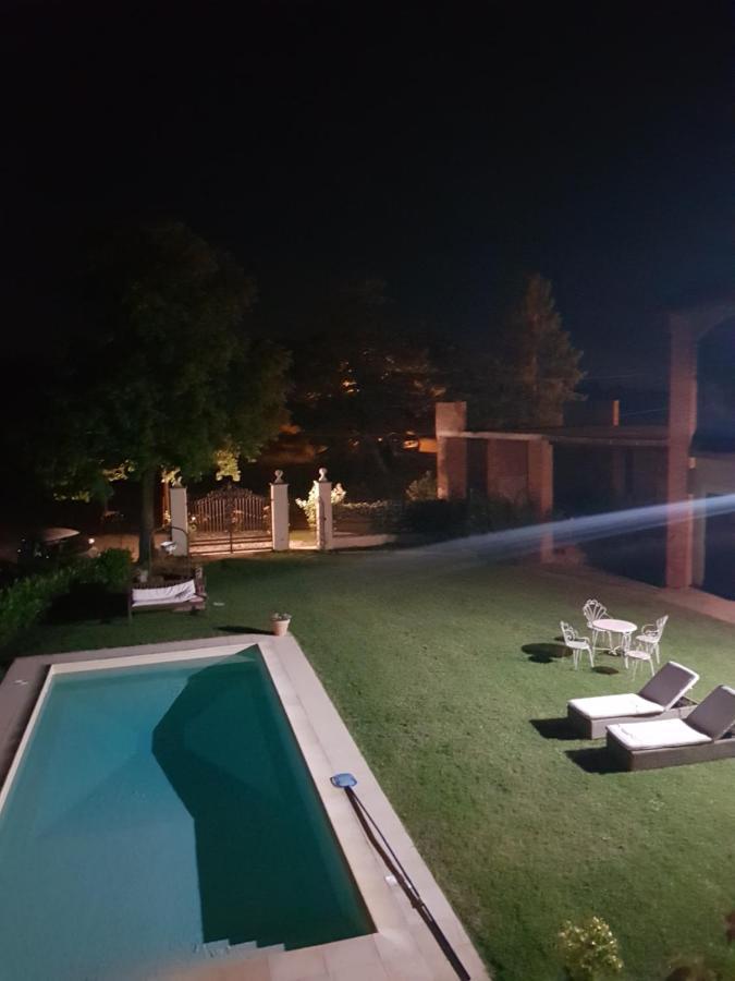 卢镇Il Ristoro住宿加早餐旅馆 外观 照片